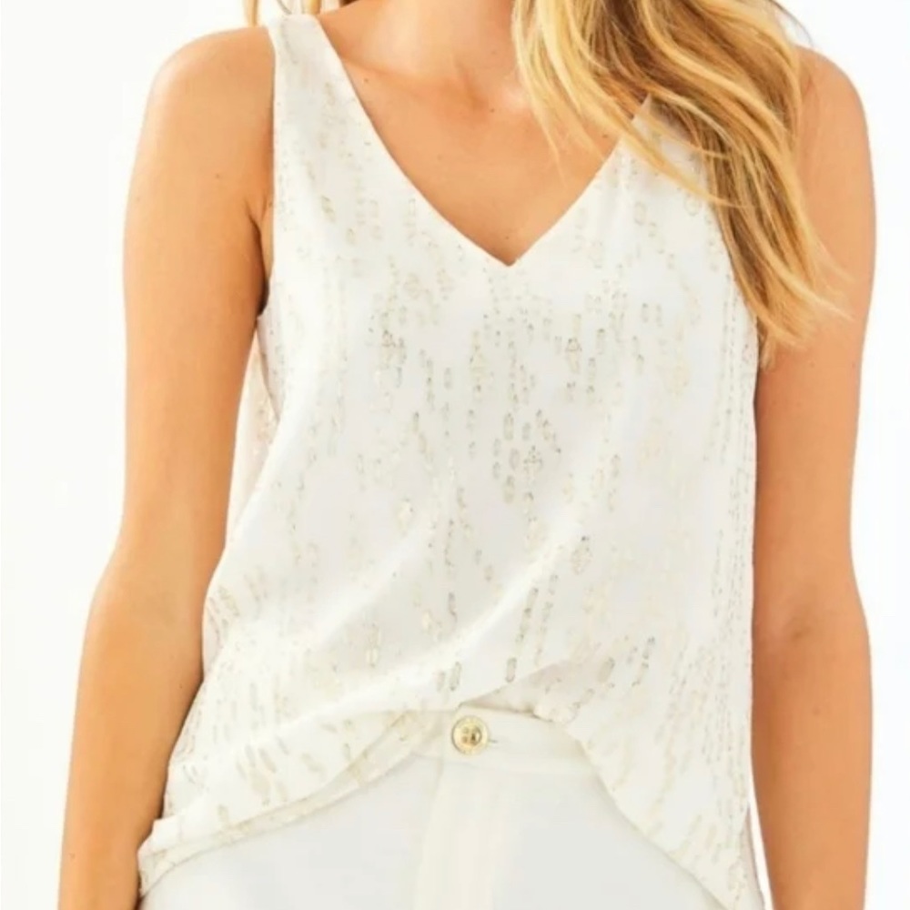 Lilly Pulitzer NWOT
Florin Sleeveless V-Neck Tank ~ Coconut
